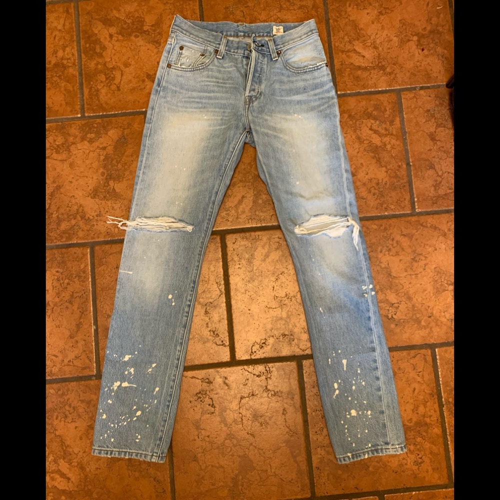 RARE Levi’s 501 Distressed high rise jeans